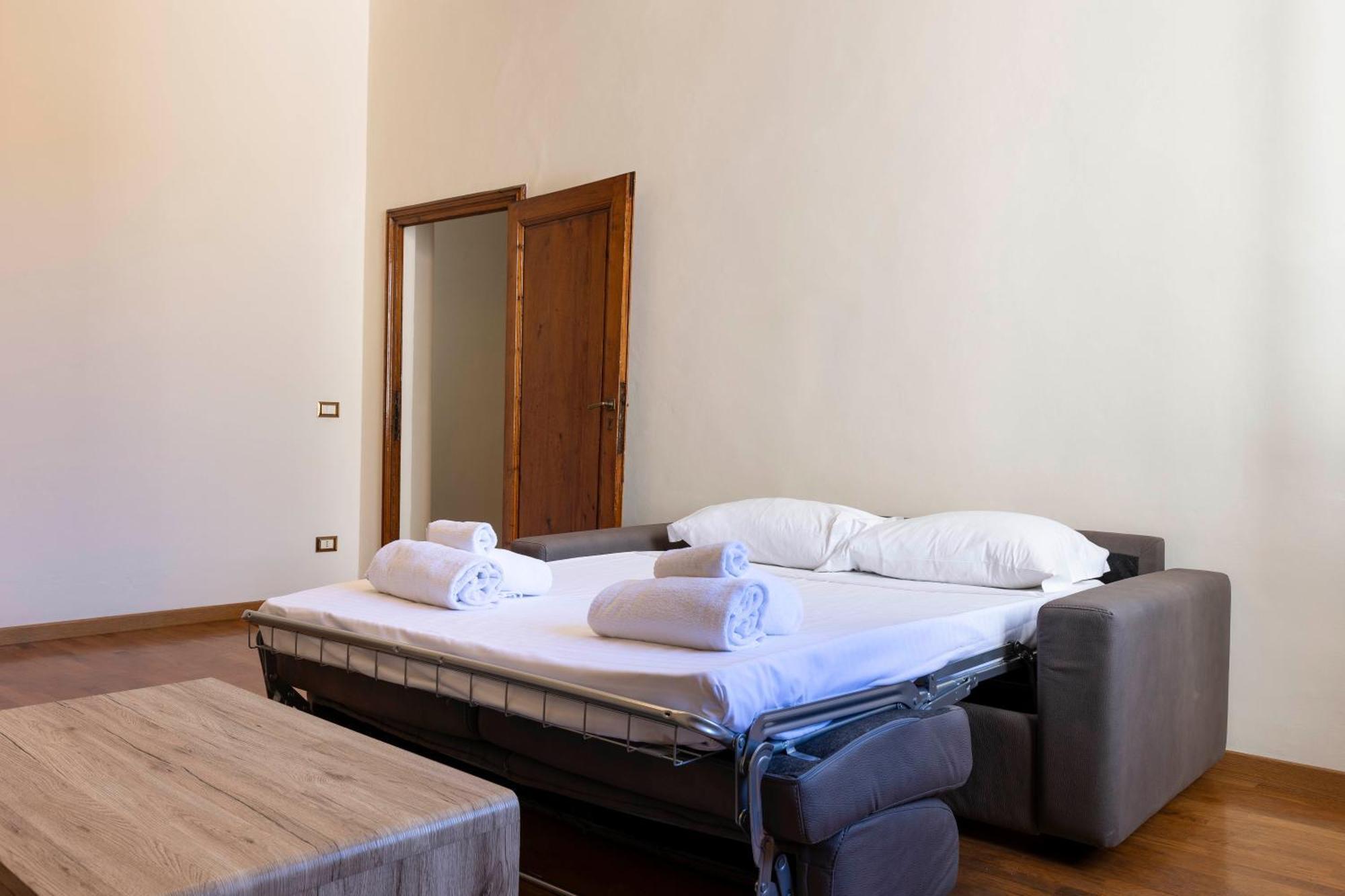 Santo Spirito Exclusive Apartment フィレンツェ エクステリア 写真